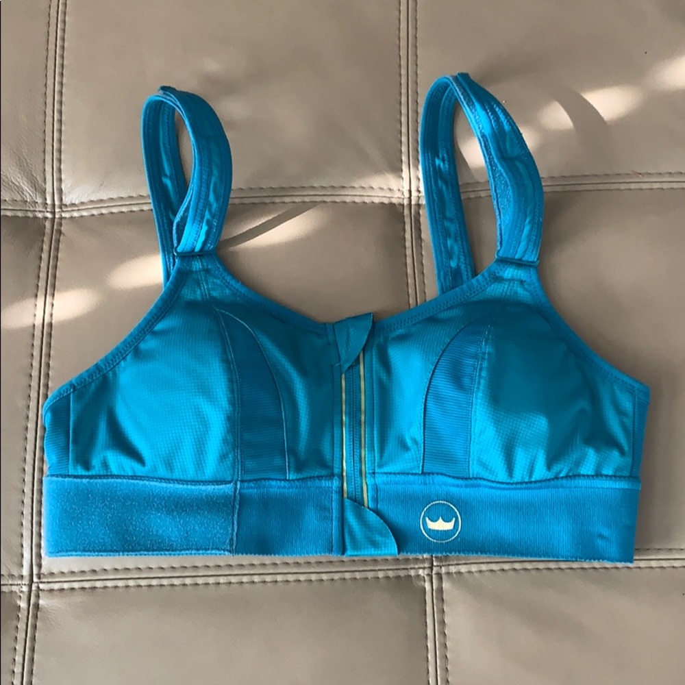 SHEFIT sports bra